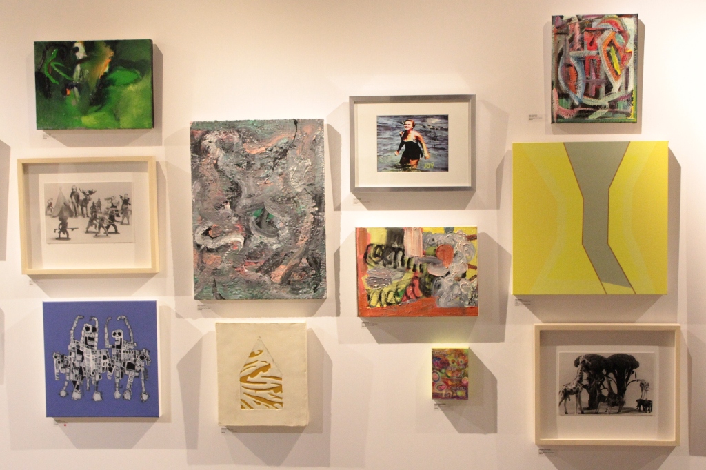 Holiday
                                                        Salon 2015